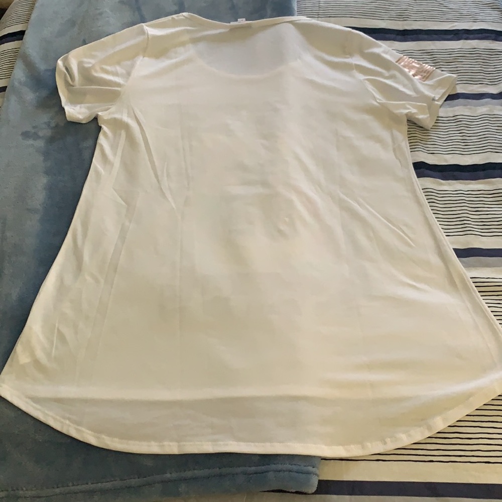 LulaRoe T-shirt - Picture 8 of 10